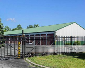 Photo 3 of Storage Rentals of America - 2921 Johnson Street, Elkhart, IN