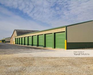 Photo 2 of Storage Rentals of America - 53070 State Road 13, Middlebury, IN