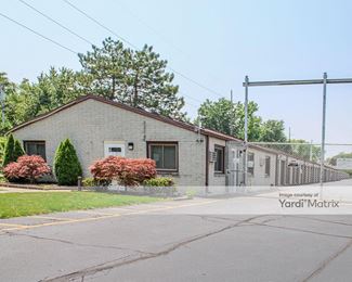 Photo 1 of Storage Rentals of America - 3627 Secor Road, Toledo, OH