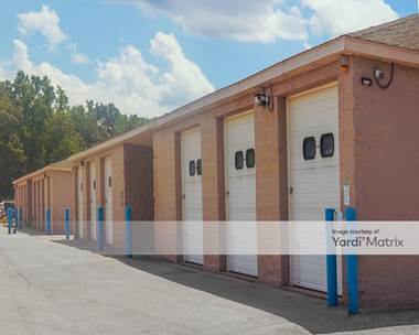 Storage Units for Rent available at 6701 Dorr Street, Toledo, OH 43615