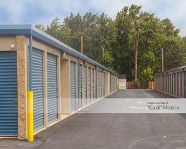 Storage Units for Rent available at 1324 West Alexis Road, Toledo, OH 43612