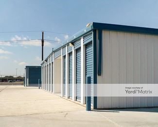 Photo 4 of Storage Rentals of America - 131 West Loop 289, Lubbock, TX