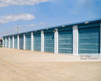Photo 5 of Storage Rentals of America - 131 West Loop 289, Lubbock, TX
