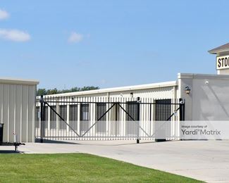Photo 3 of Amazing Space Storage Solutions - 308 North Sherman Avenue, Levelland, TX