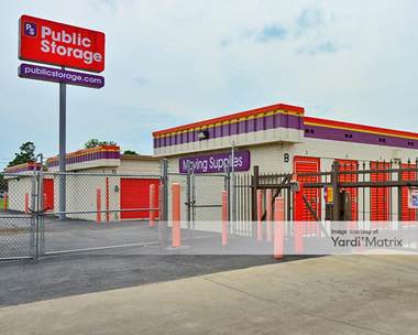 Storage Units for Rent available at 2902 Drake Avenue SW, Huntsville, AL 35805