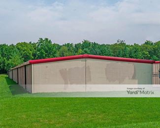 Photo 2 of SecurCare Self Storage - 920 West County Line Road, Indianapolis, IN