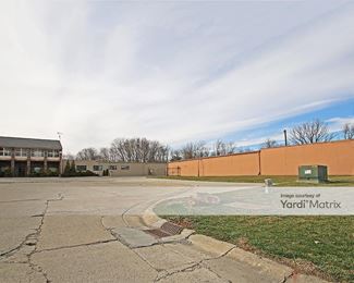 Photo 2 of SSI Self Storage - 4900 Emco Drive, Indianapolis, IN