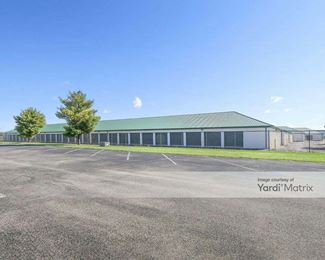Photo 2 of Storage Rentals of America - 321 West Riggin Road, Muncie, IN