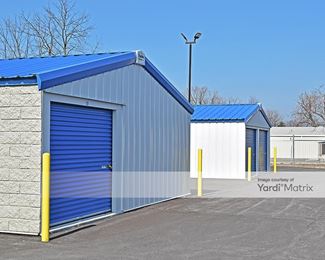 Photo 4 of Extra Space Storage - 7634 Madison Avenue, Indianapolis, IN