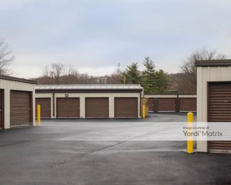 Photo 4 of Public Storage - 7818 Saint Andrews Church Road, Louisville, KY