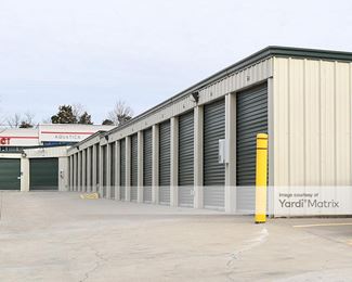Photo 3 of Extra Space Storage - 11440 Blankenbaker Access Drive, Louisville, KY