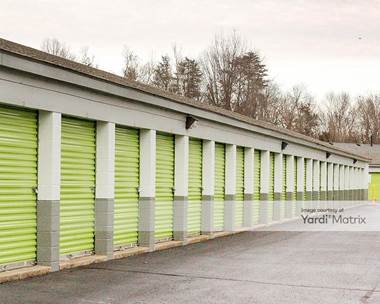 Storage Units for Rent available at 5807 Bardstown Road, Louisville, KY 40291