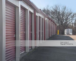 Photo 3 of Public Storage - 3520 Chamberlain Lane, Louisville, KY