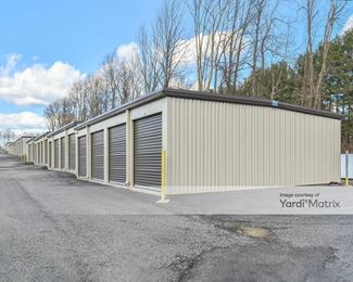 Photo 3 of CubeSmart Self Storage - 1749 Main Street, Leicester, MA