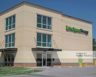 Photo 5 of Extra Space Storage - 1600 West Nine Mile Road, Pensacola, FL