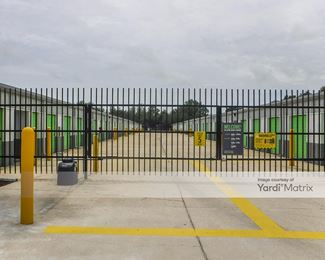 Photo 2 of Extra Space Storage - 4761 Gulf Breeze Pkwy, Gulf Breeze, FL