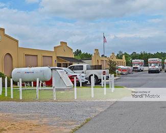 Photo 3 of Fort Storage - 4114 Avalon Blvd, Milton, FL