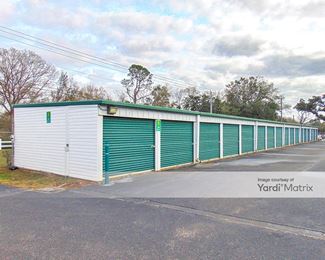 Photo 4 of Extra Space Storage - 5515 Woodbine Road, Pace, FL