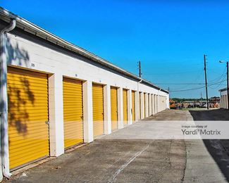 Photo 3 of Gray Line Storage - 5410 Hawkinsville Road, Macon, GA