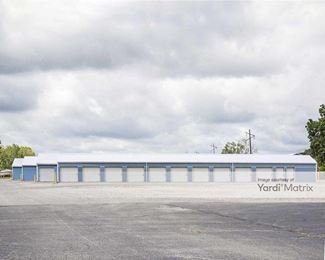 Photo 2 of Ness Richard Storage Units - 1 Hitzfield Street, Huntington, IN