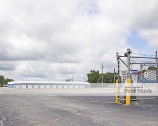 Photo 3 of Ness Richard Storage Units - 1 Hitzfield Street, Huntington, IN