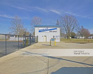 Photo 2 of Extra Space Storage - 4440 East Centennial Avenue, Muncie, IN