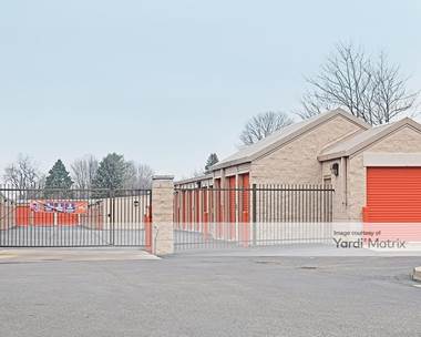 Storage Units for Rent available at 10 East County Line Road, Indianapolis, IN 46227