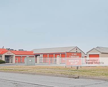Storage Units for Rent available at 10 East County Line Road, Indianapolis, IN 46227