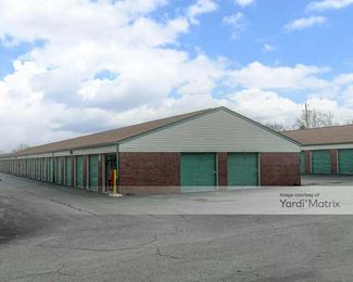 Photo 3 of Public Storage - 749 Beachway Drive, Indianapolis, IN