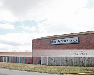 Photo 5 of Public Storage - 749 Beachway Drive, Indianapolis, IN