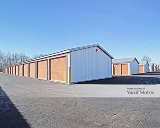 Photo 4 of Foxes Den Self Storage - 2660 North Morton Street, Franklin, IN