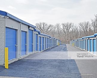 Photo 2 of Extra Space Storage - 6110 South Belmont Avenue, Indianapolis, IN
