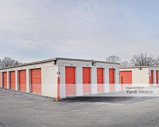 Photo 4 of Public Storage - 5505 Elmwood Avenue, Indianapolis, IN