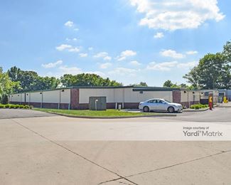 Photo 3 of Extra Space Storage - 10986 Allisonville Office Drive, Fishers, IN