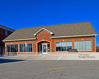 Photo 6 of Signature Self Storage - 765 West Carmel Drive, Carmel, IN