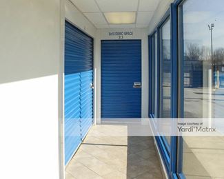 Photo 5 of Extra Space Storage - 8601 National Turnpike, Fairdale, KY