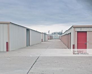 Photo 4 of CubeSmart Self Storage - 1301 La Salle Avenue, Waco, TX