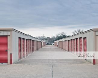 Photo 5 of CubeSmart Self Storage - 1301 La Salle Avenue, Waco, TX