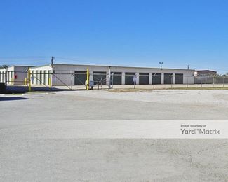 Photo 2 of SecurCare Self Storage - 625 South Graham Road, College Station, TX
