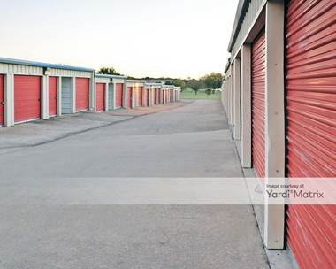 Storage Units for Rent available at 2427 West Adams Avenue, Temple, TX 76504