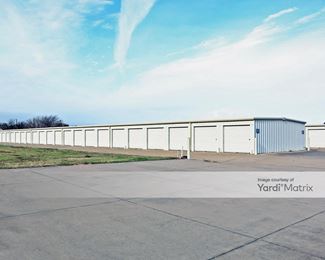 Photo 3 of AAA Self Storage - 414 North Robinson Drive, Robinson, TX