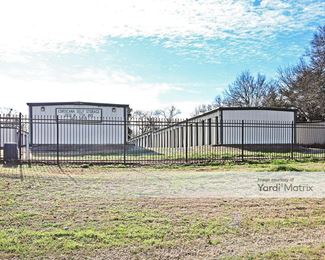 Photo 3 of My Garage Self Storage - 2631 West 7th Avenue, Corsicana, TX