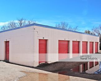 Photo 2 of Ideal Self Storage - 4727 Sanger Avenue, Waco, TX