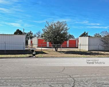Storage Units for Rent available at 500 Mall Drive, Waco, TX 76712