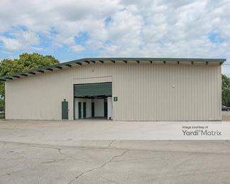 Photo 2 of Ideal Self Storage - 225 North Industrial Drive, Waco, TX