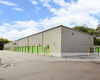 Photo 4 of Extra Space Storage - 47 Chelton Avenue, West Hartford, CT