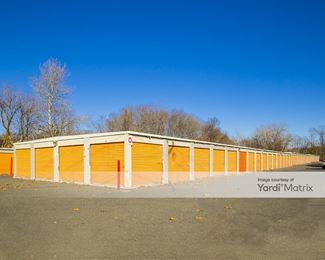 Photo 2 of Danbury Self Storage - 10 Old Newtown Road, Danbury, CT