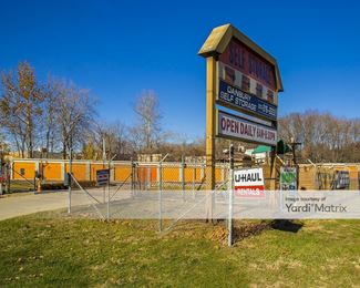 Photo 5 of Danbury Self Storage - 10 Old Newtown Road, Danbury, CT