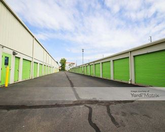 Photo 2 of Extra Space Storage - 580 New Park Avenue, West Hartford, CT