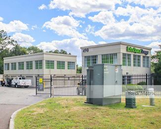 Photo 1 of Extra Space Storage - 490 West Main Street, Meriden, CT